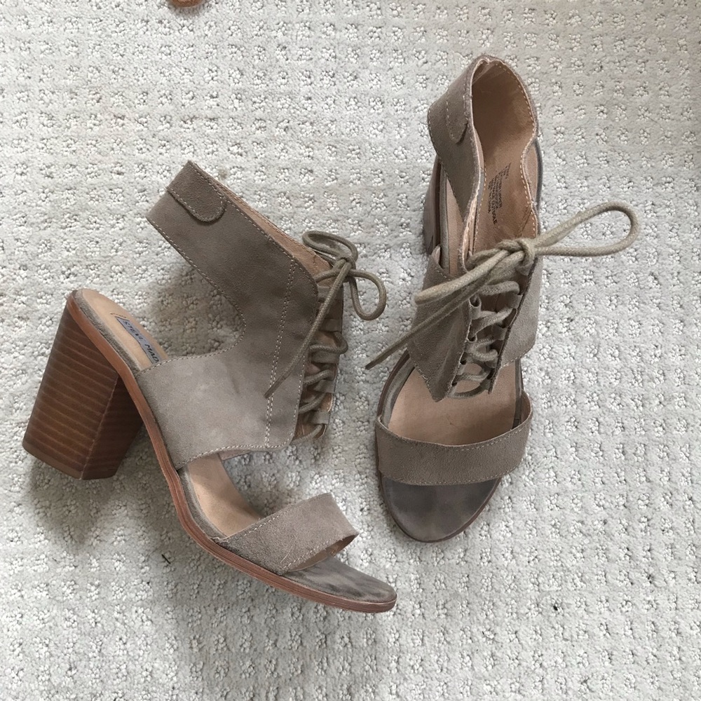 Steve Madden Tan Heels